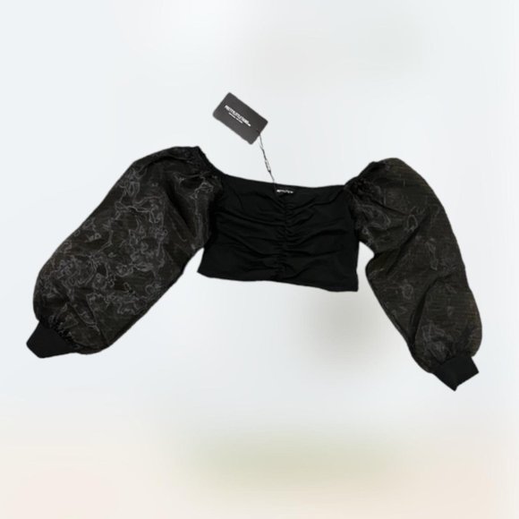 NWT Pretty Little Things black sheer peasant long sleeve crop top size 4 - Picture 2 of 4